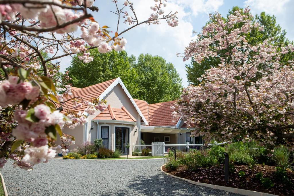 Nottingham Road Apartment | 1 Annies Place Rawdons Country Estate