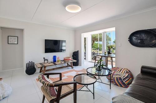 Big Bay Apartment | 204 Big Bay Beach Club