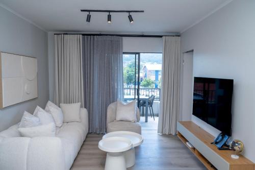 Knysna Central Apartment | 210 Seahorse - Spacious 2 Bedroom apartment