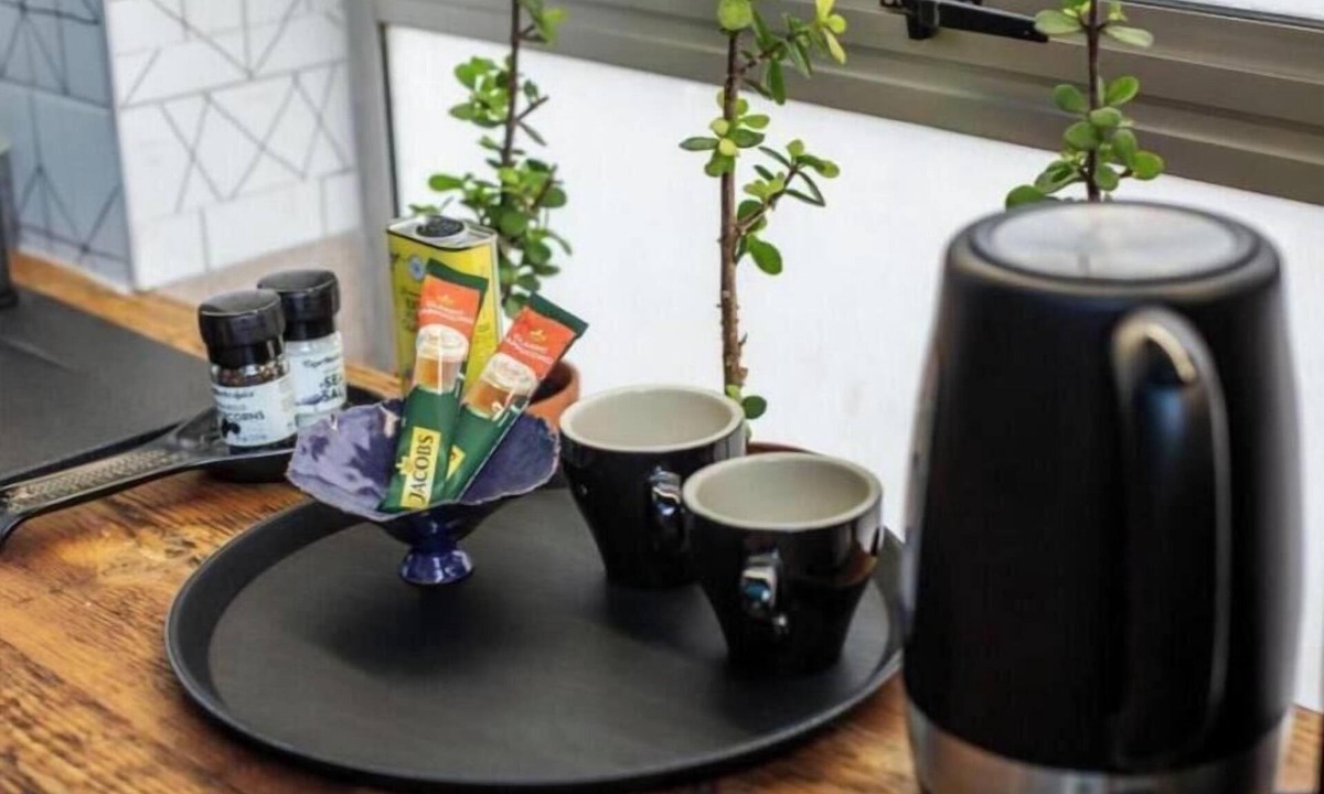 Strand Apartment | 4 Executive self catering Apartments, two with private hot tubs.