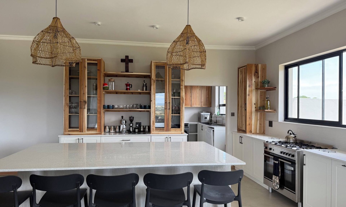 Kenton on Sea House | 5 Bedroom Imbabala Eco-Lodge nestled in a peaceful estate with stunning views
