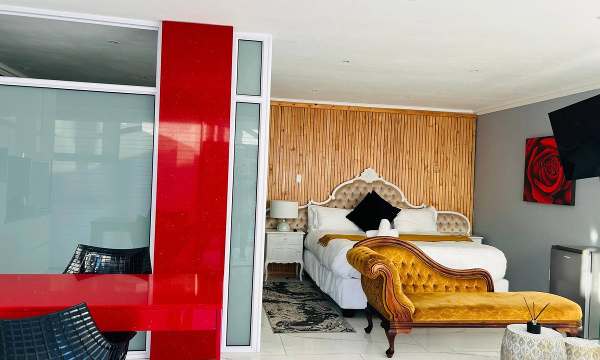 Summerstrand Apartment | 50 Boutique Hotel and Spa - Luxury Room, Pool View