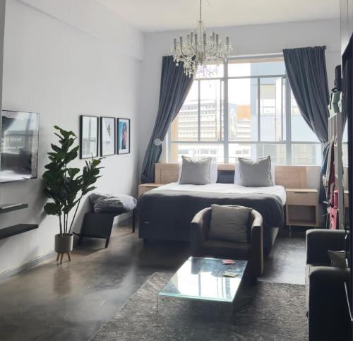 Downtown Johannesburg Apartment | 50 Shades of Grey