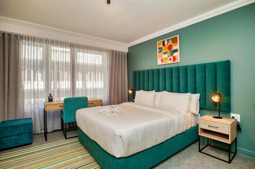 Cape Town City Centre Hotel | 9 On Barrack