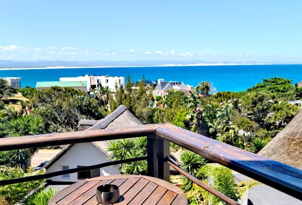 Wavecrest Apartment | African Dreaming
