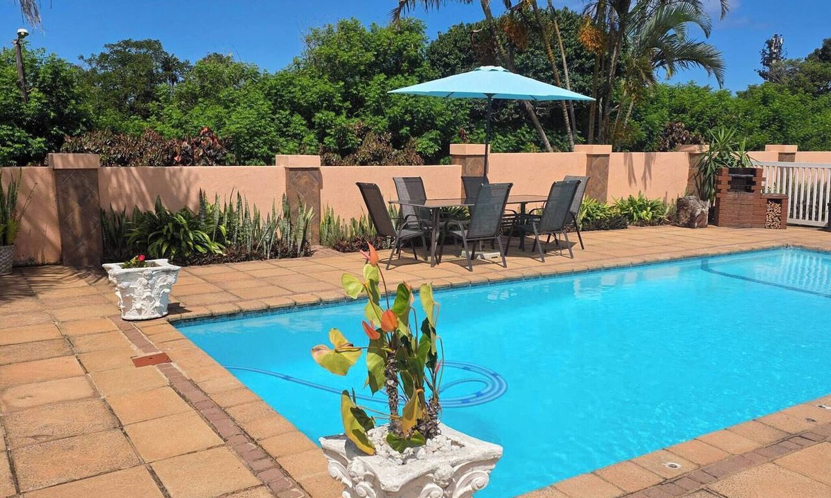 Southport Apartment | Aloe Self Catering Two Bedroom Apartment Open Plan