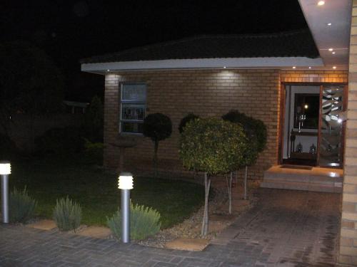 Bluewater Bay Bed & Breakfast | Aquadel Accomodation