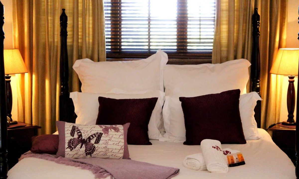 Beaufort West House | Beaufort Manor Country Lodge