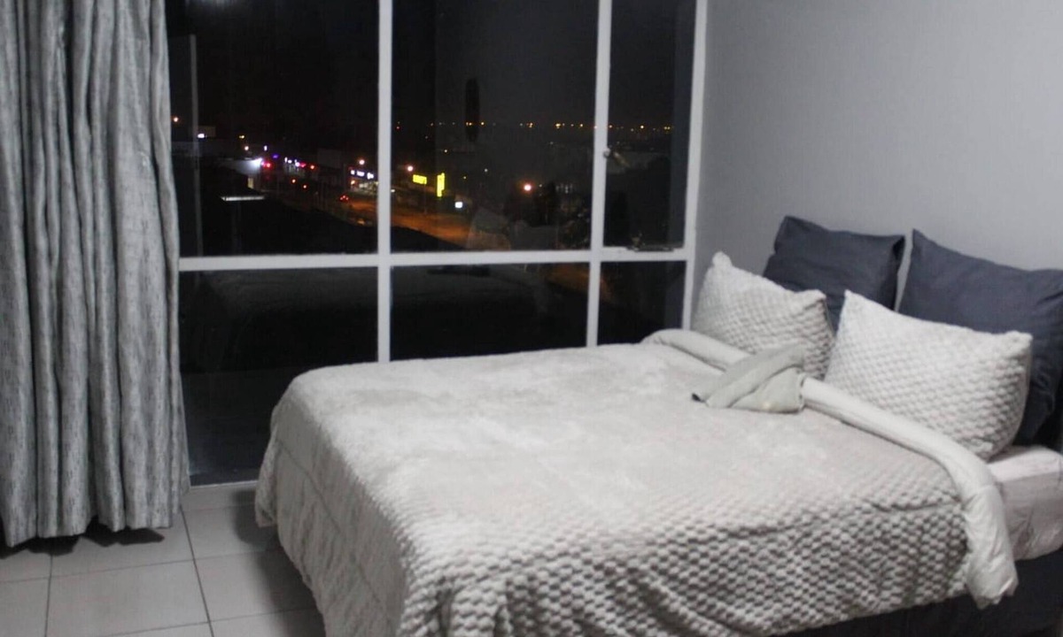 Bloemfontein Apartment | Beautiful City Centred Penthouse
