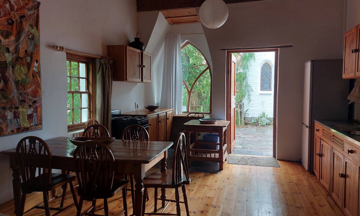 Nieu-Bethesda Bed & Breakfast | Bethesda Tower Accommodation