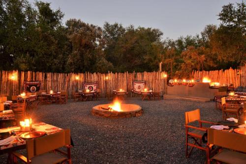 Matlhagame Cabin | Black Rhino Game Lodge