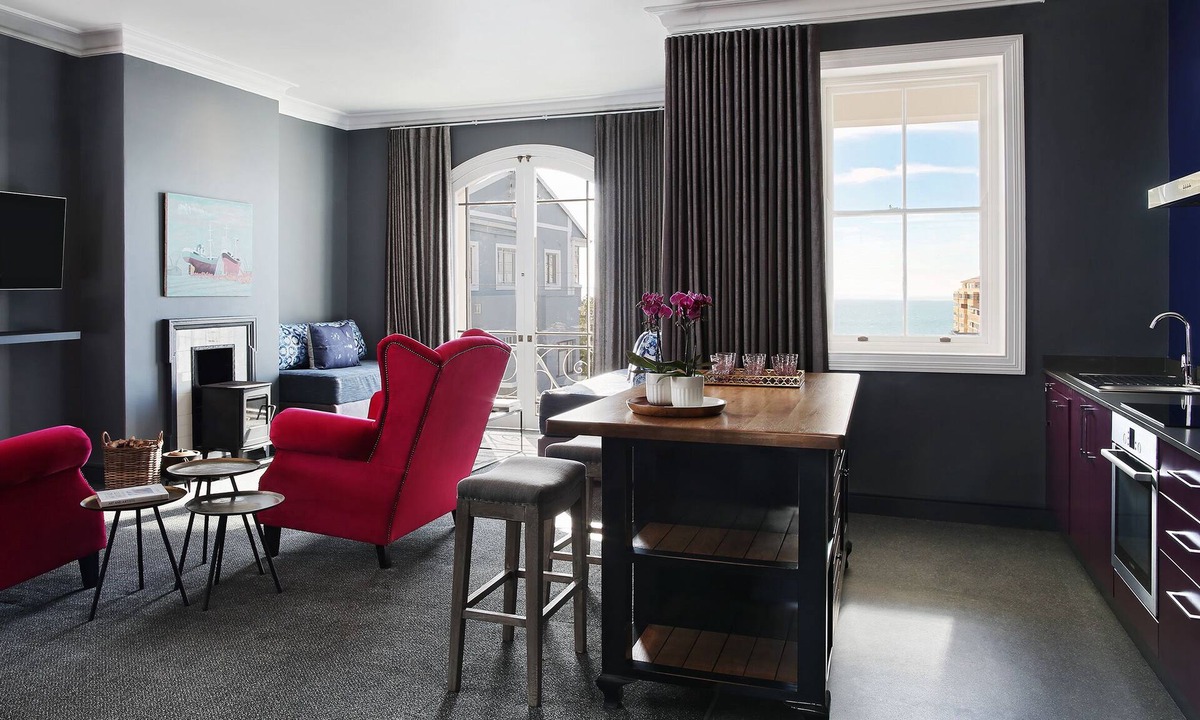 Three Anchor Bay House | Blackheath Lodge