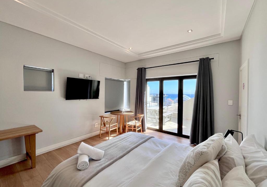 Big Bay House | Blouberg Village Place