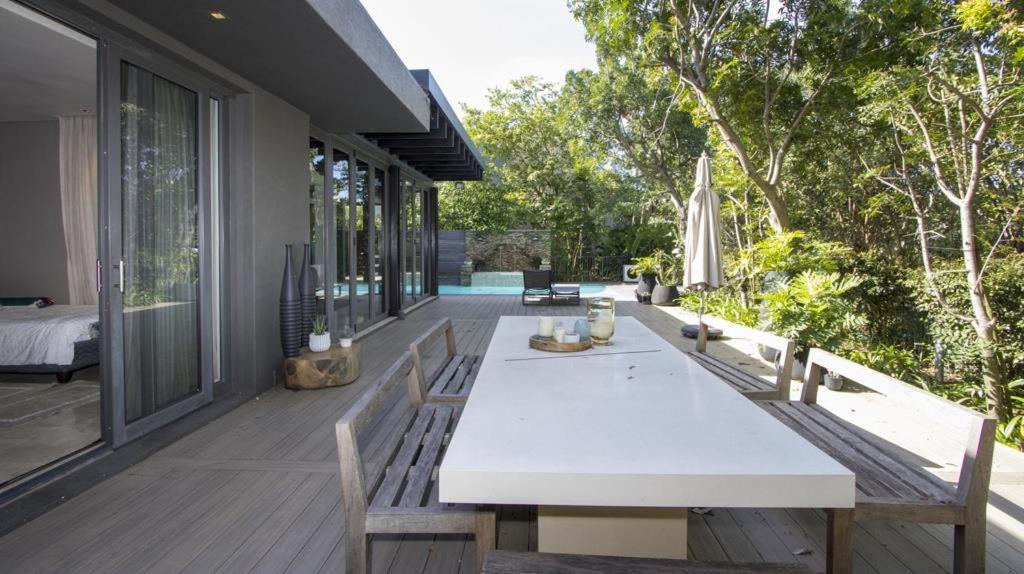 Amanzimtoti House | Blue Paarl Guesthouse