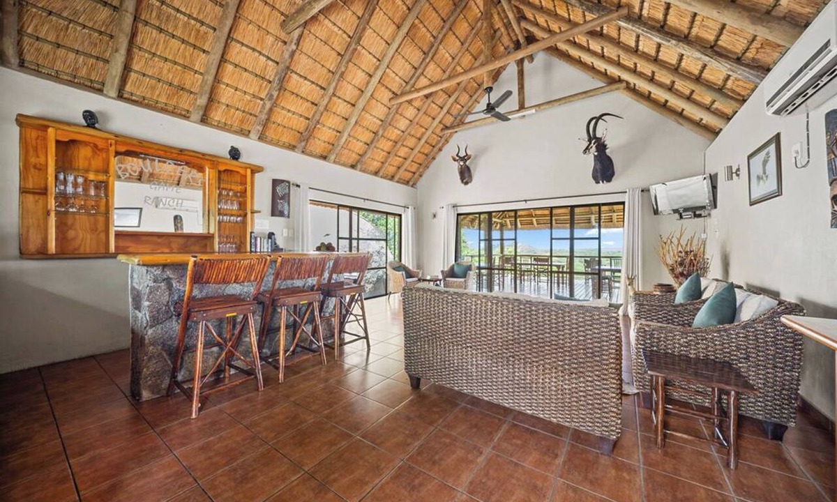 Hoedspruit Cabin | Boulders Bush Lodge: A Private Boulder-Top Retreat in Greater Kruger
