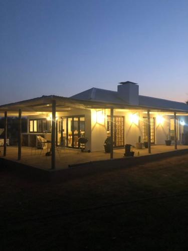Thembelihle House | Britskraal Guest Farm