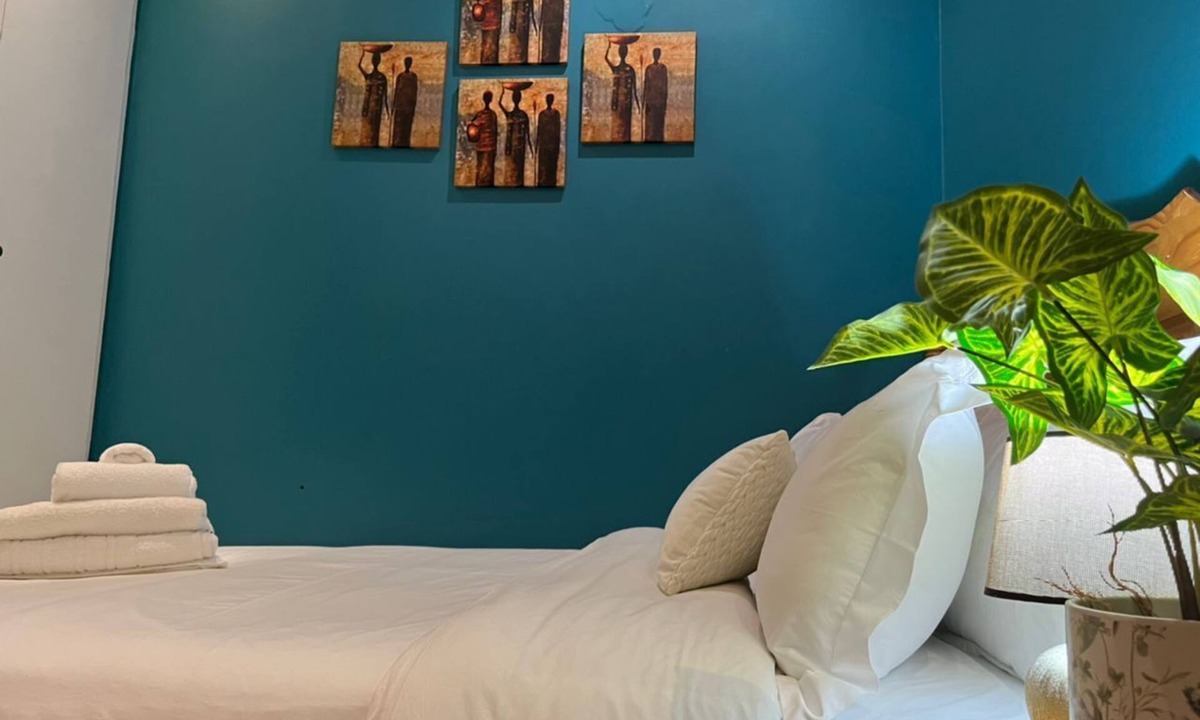 Muckleneuk House | Canary Guest House
