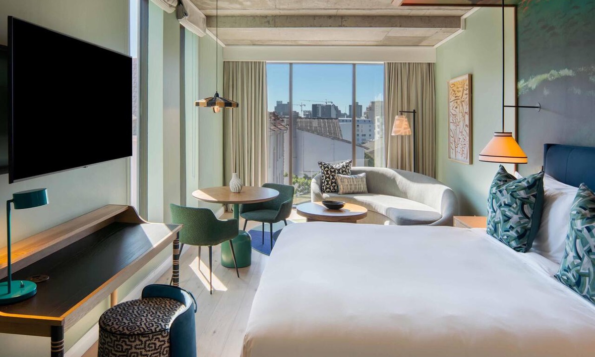 Cape Town City Centre Hotel | Canopy By Hilton Cape Town Longkloof