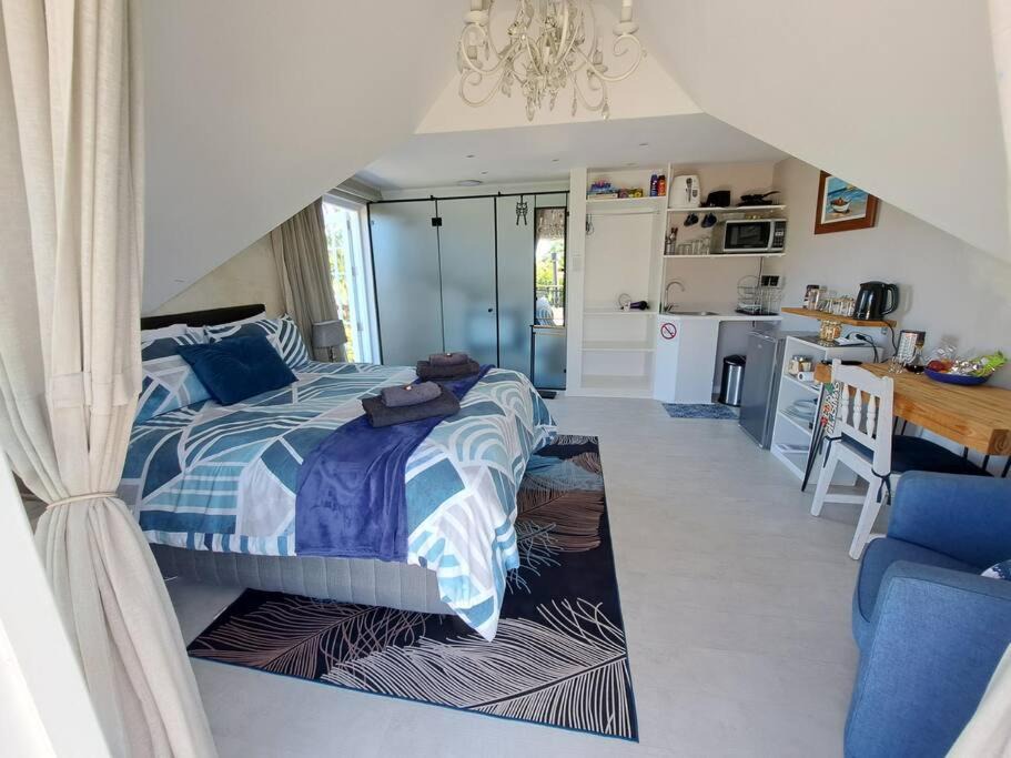 Welgemoed Apartment | Cape Dutch Flair Unit 2