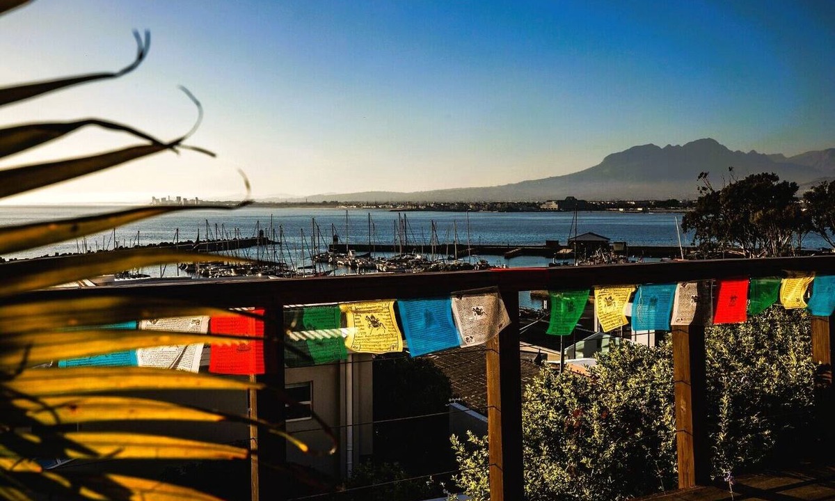 Mountainside Cottage | Cardamom Cottage - Enchanting sea view cottage for 3