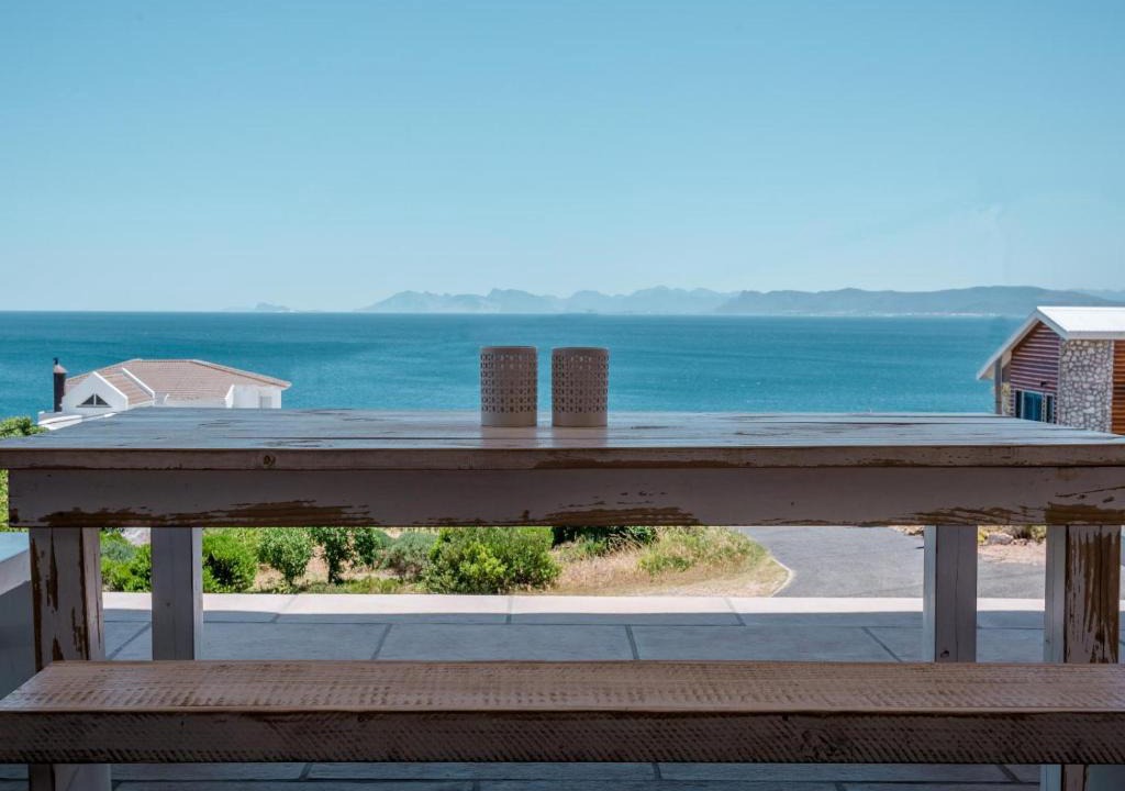 De Kelders House | Casey's Landing