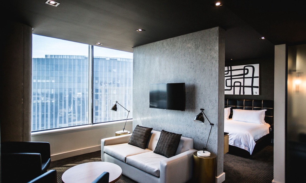 Century City Hotel | Century City Hotel Urban Square
