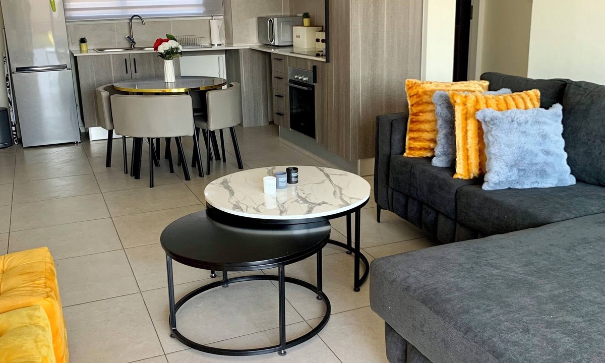 Greater Johannesburg Metropolitan Area Apartment | Charming City Apartment with Modern Comforts perfect for an urban retreat