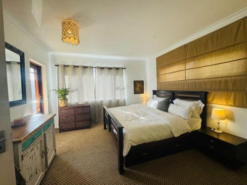 Sunset Beach House | Clearwater view