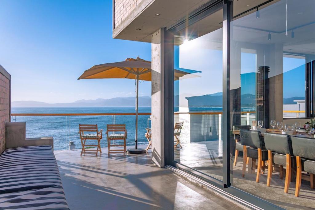 De Kelders Apartment | Coastal Ember - Sunset Decks - Whale Watching