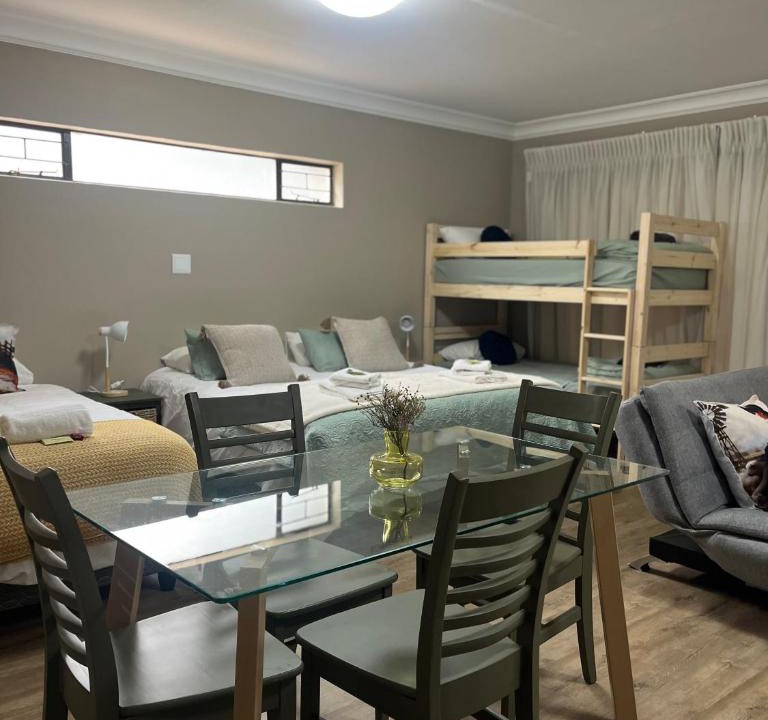 Langenhoven Park House | Compass 4 overnight Langenhovenpark