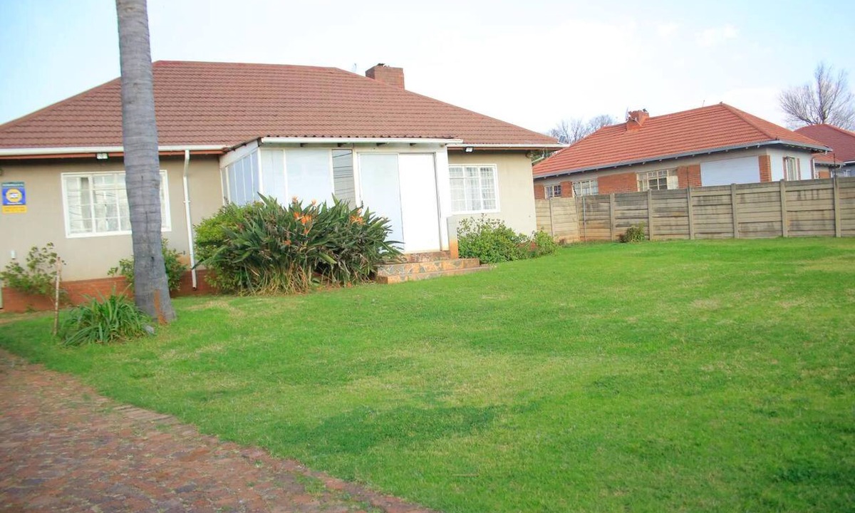 Kempton Park House | Cozy 2-Bedroom House Rentals in Kempton Park, South Africa