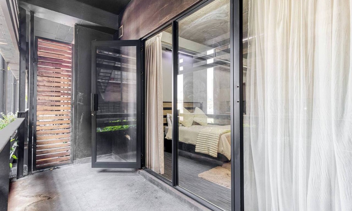 Downtown Johannesburg Apartment | Cozy Maboneng Studio