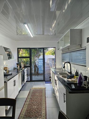 Lansdowne Apartment | Cozy Stay
