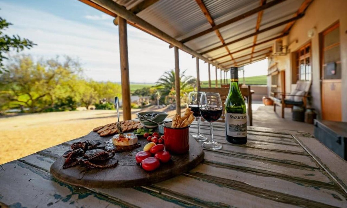 Malmesbury Cabin | Dassenheuwel Farm Cottages