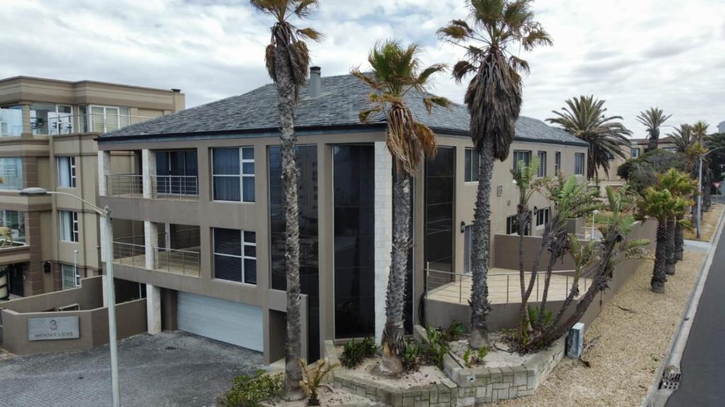West Beach House | De Ocean Lane Guest House