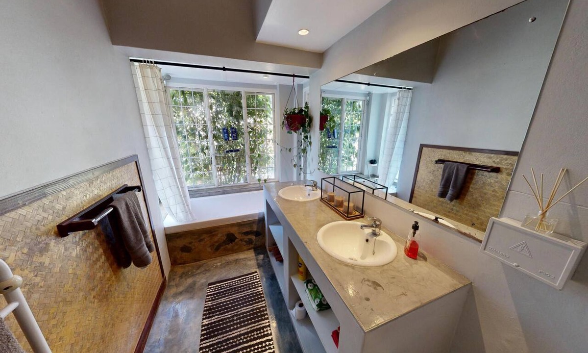 Onrus House | Delightful 4-bedroom house in Onrusrivier perfect for your getaway