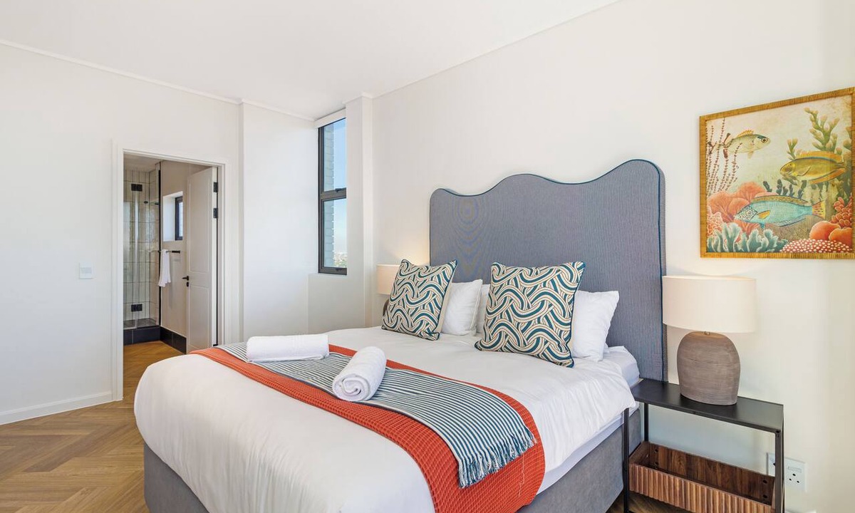 Century City Apartment | Designer Apartment | Mountain Views and Pool