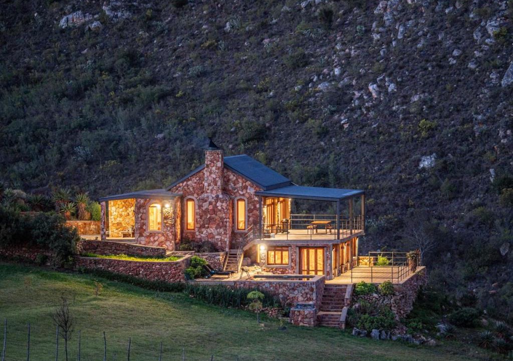 Uniondale Apartment | Die Beloofde Land Kangkara - Olive Farm and Guest Lodge