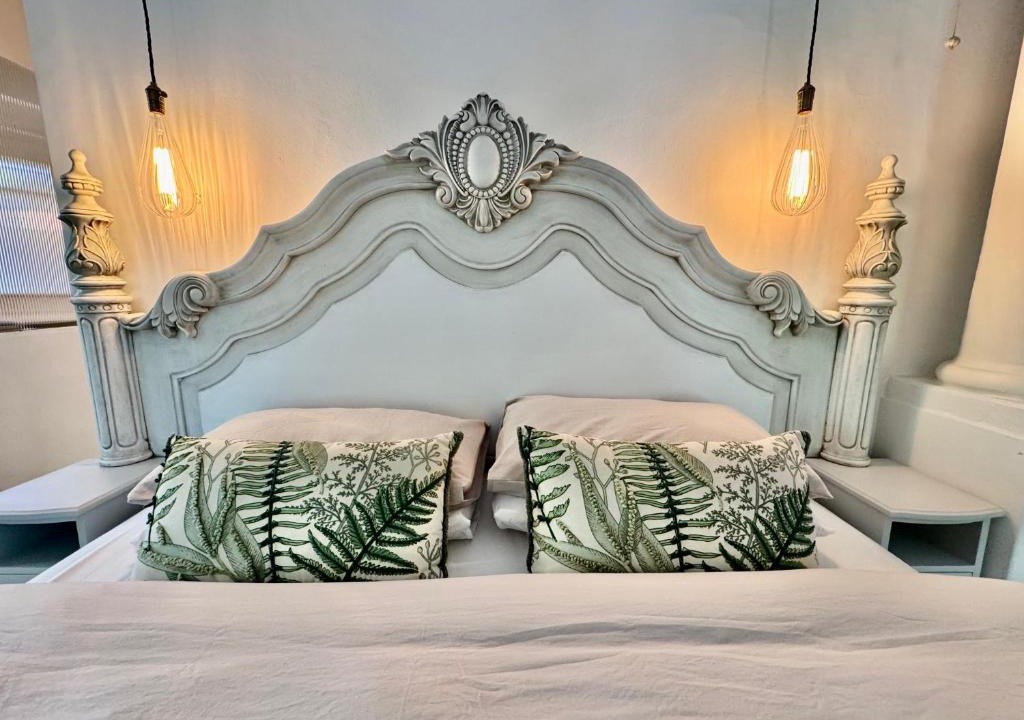 Claremont Apartment | Dream Guest Suite in Fabulous Edwardian Claremont