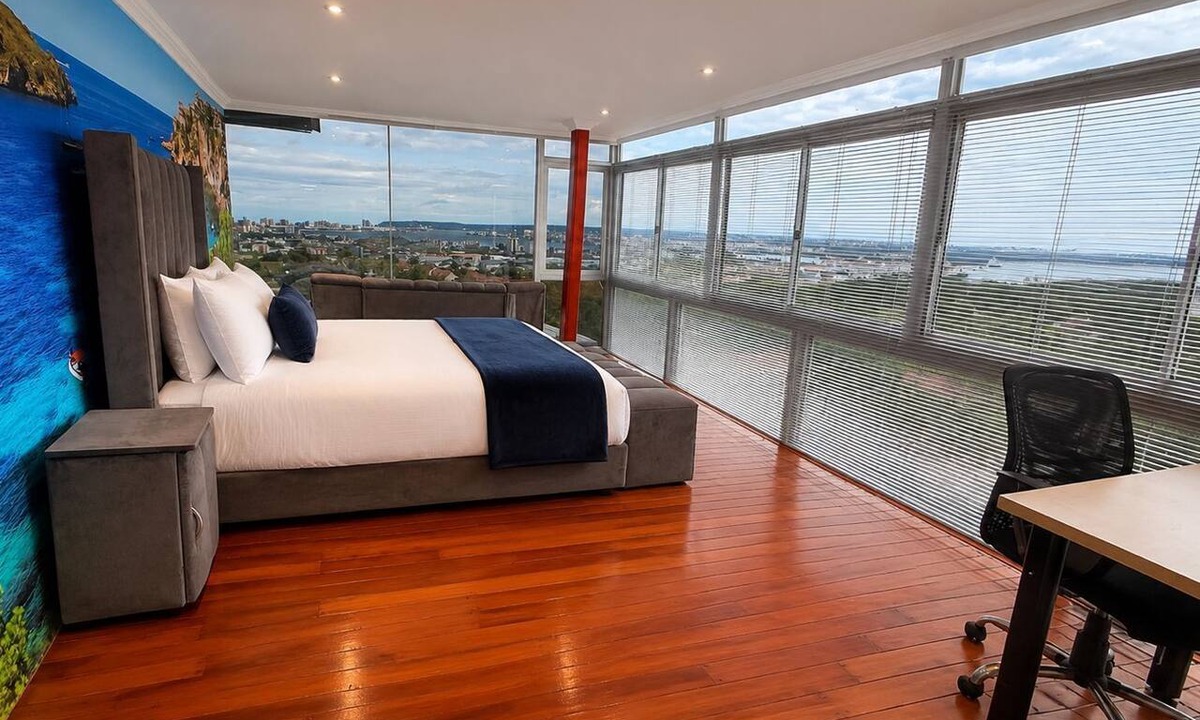 Glenwood House | Durban Harbour View Apartment