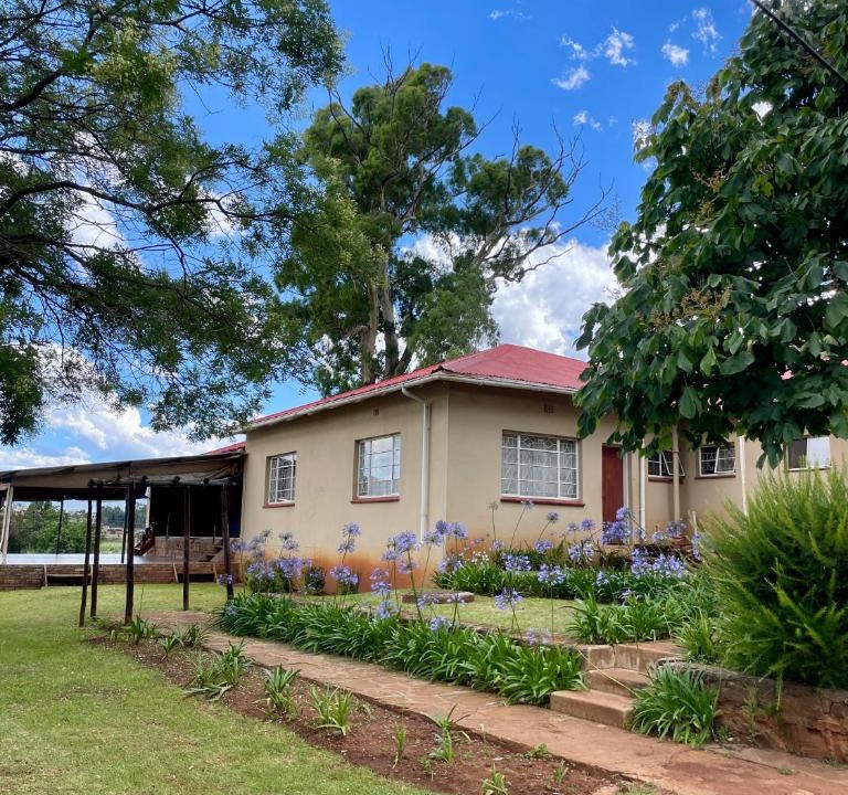 Phuthaditjhaba House | Ebenezer Lodge And Conference