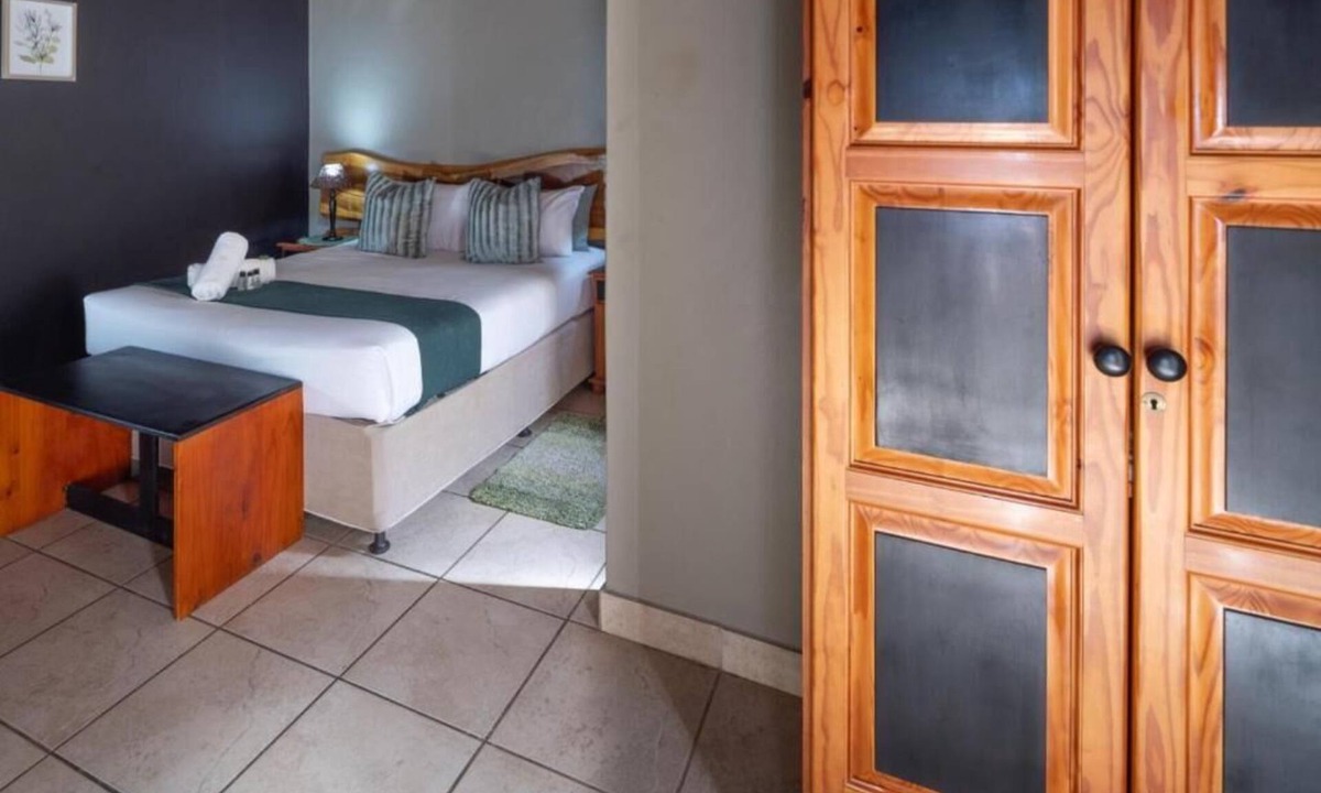 Lephalale House | Eco Lodge Lephalale