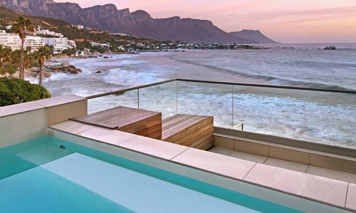 Clifton Apartment | Elegant Apt, Pool, Endless Views - Clifton Views