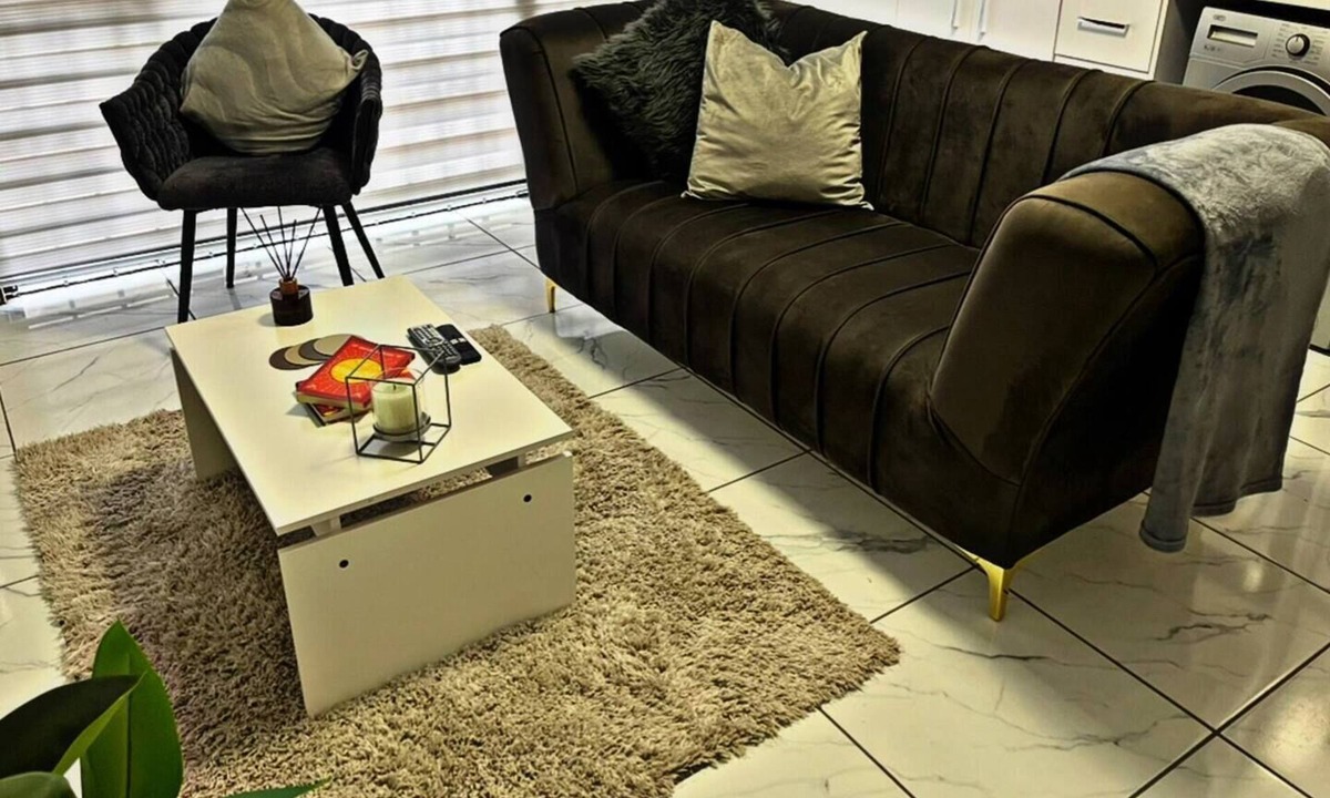Riebeeckstad Cottage | Elite Luxury Garden Escape, Executive Cottage in Welkom with Wi-Fi & Parking