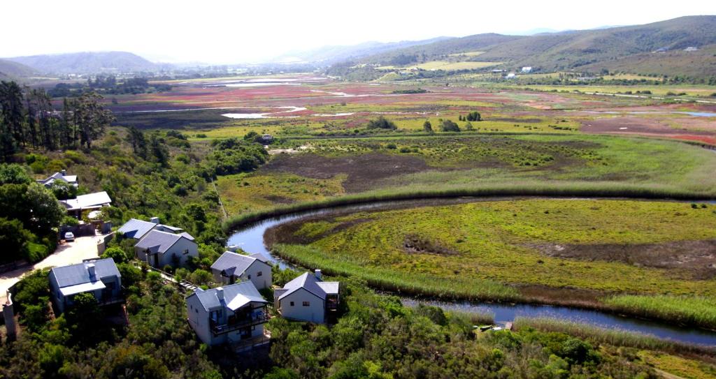 Plettenberg Bay Cabin | Emily Moon River Lodge