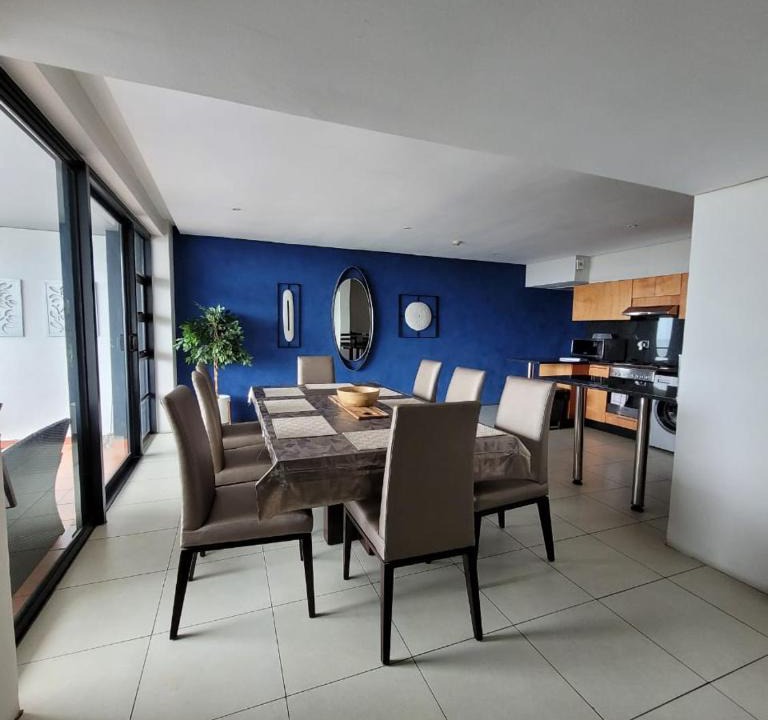 Durban Point Apartment | Exquisite 6 Sleeper - With Sea Views across Ushaka