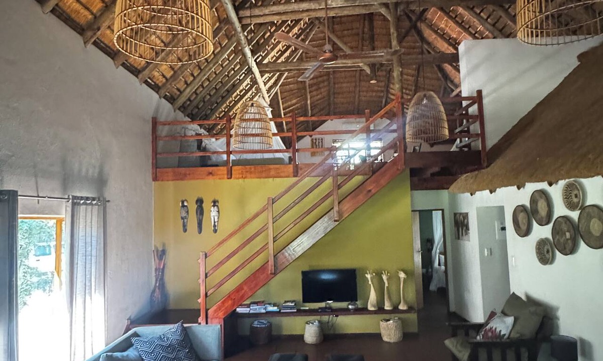 Phalaborwa House | Family-friendly villa, very close (5 min) to the Kruger National Park entrance.