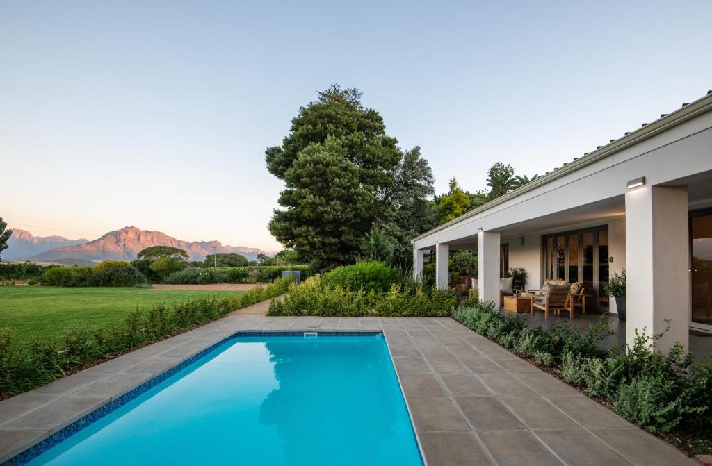 Stellenbosch Villa | Fransmanskraal Accommodation - Luxury Stellenbosch Farm Villa