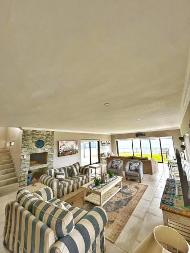 Reebok House | Garden Route Western Cape Swim Golf Braai