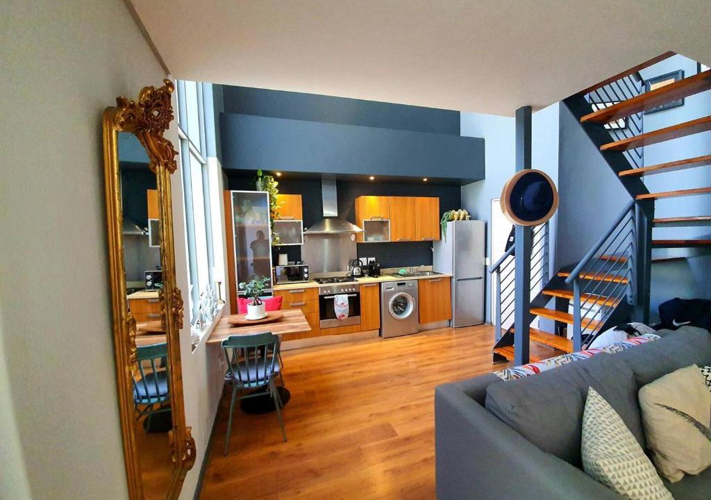 Cape Town City Centre Apartment | Green Market Place